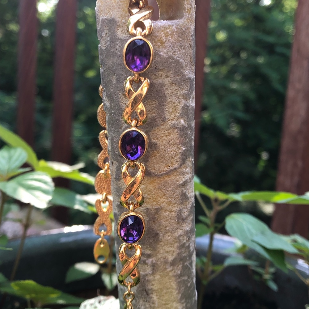 Avon faux amethyst gold tone bracelet